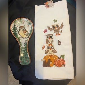 Kitchen set - spoon holder and linen kitchen towel. nWOT